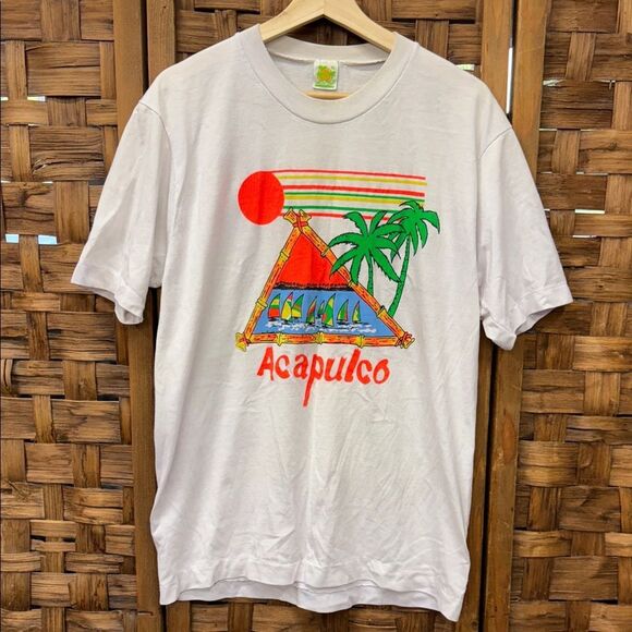 Vintage Single Stitch 80’s Acapulco Graphic White T-Shirt - Picture 1 of 6